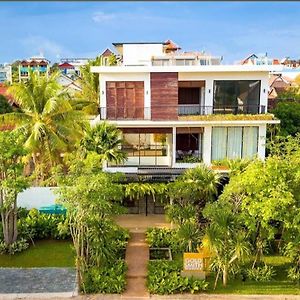 Gold Smith Residence